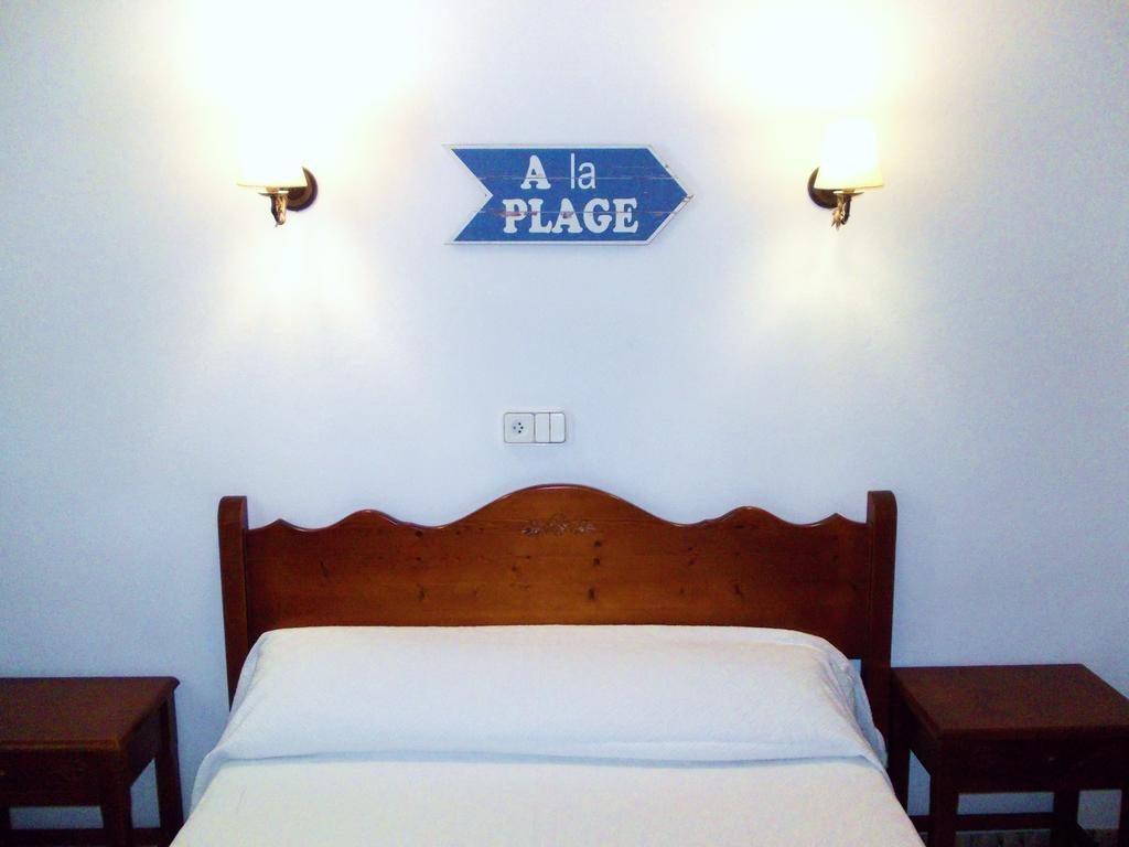 Hostal Rey Santa Eularia des Riu Pokoj fotografie