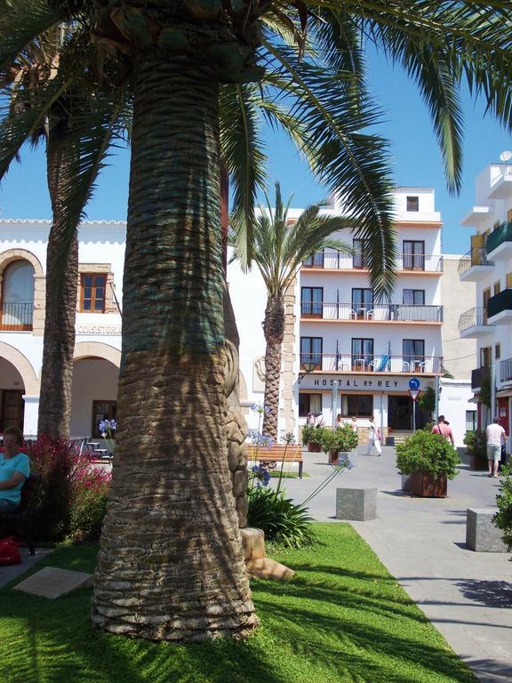 Hostal Rey Santa Eularia des Riu Exteriér fotografie